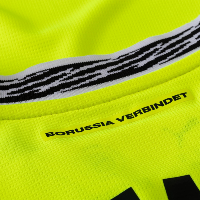 Maglia
 Borussia Dortmund Special Giallo
 Thailandia
 24-25